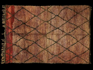 Beni Mguild Berber rug vintage